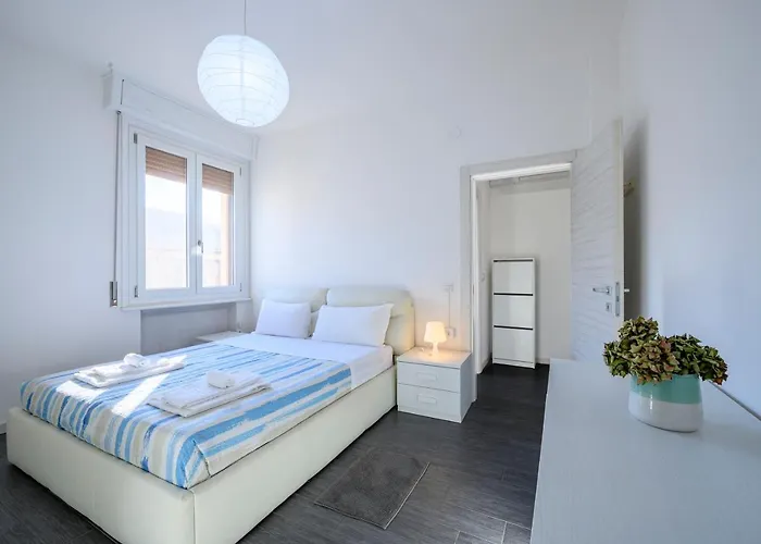 Parma Station & City Center Apartment